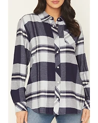 Idyllwind Women's Shadowood Plaid Print Long Sleeve Snap Flannel Shirt