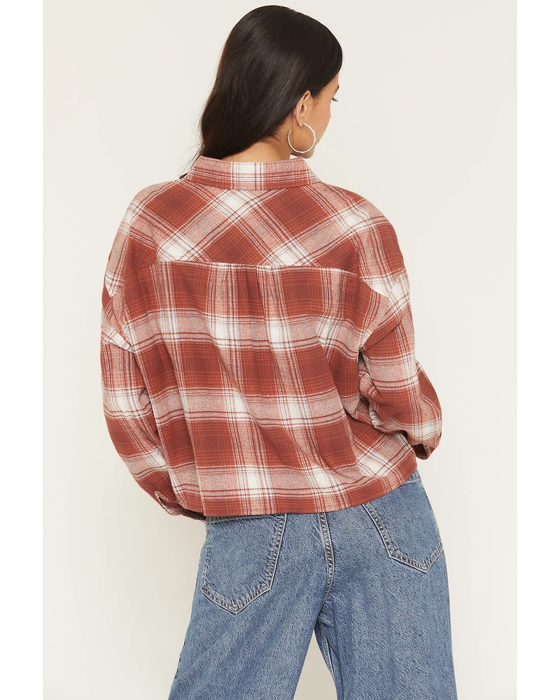 Ely Walker Women's Boot Barn Exclusive Plaid Print Long Sleeve Button-Down Cropped Flannel Shirt