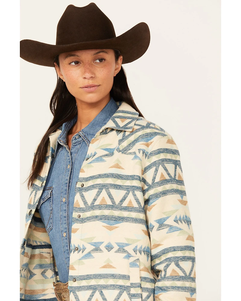 Outback Trading Co Women's Hazel Southwestern Print Long Sleeve Snap Western Shirt