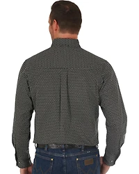 Wrangler Men's Geo Print Performance Long Sleeve Button Down Western Shirt