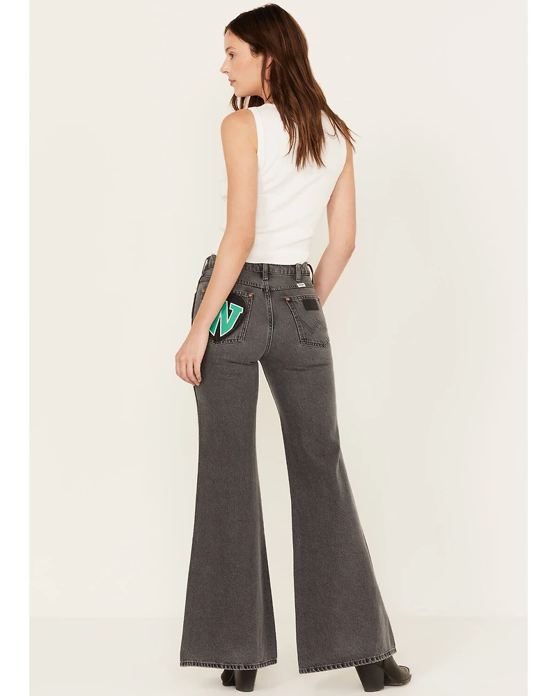 Wrangler Women's Heart Patch Wanderer Flare Jeans