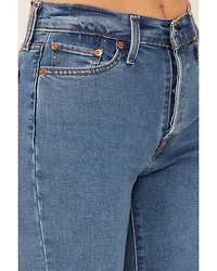 Levis' Women's Medium Wash Mid Rise Wedgie Straight Leg Stretch Denim Jeans