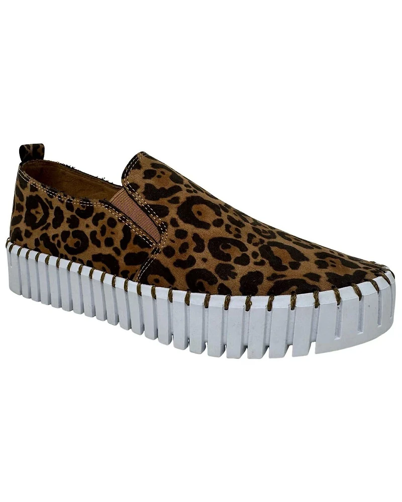 Very G Women's Sandra Leopard Print Slip-On Shoes