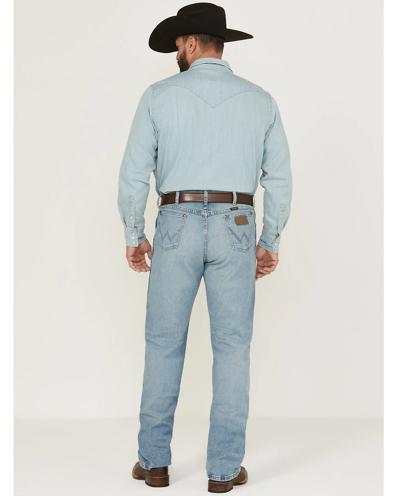 Wrangler Men's Cowboy Cut Vintage Light Wash Regular Fit Stretch Denim Jeans
