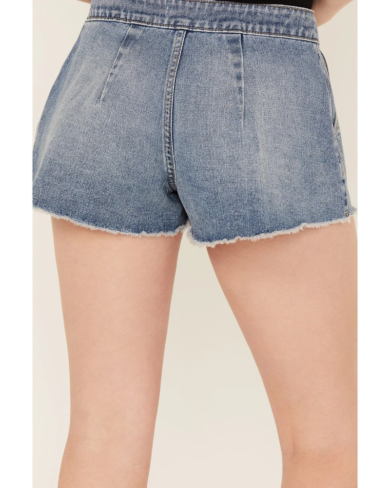 Shyanne Women's Light Wash Super High Rise Pull On Shorts