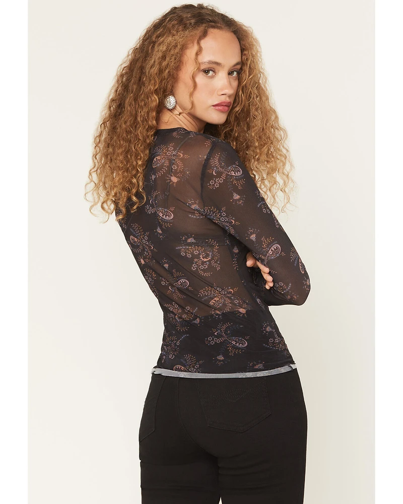 Idyllwind Women's Penny Paisley Print Bell Sleeve Button-Down Mesh Shirt
