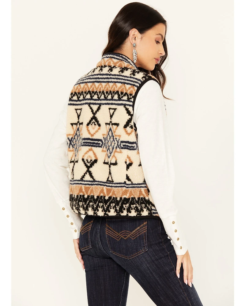 Idyllwind Women's Kipling Southwestern Print Sherpa Vest