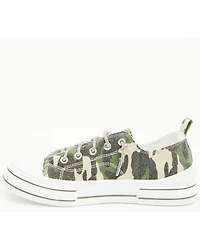 Very G Women's Aman Camo Casual Sneakers