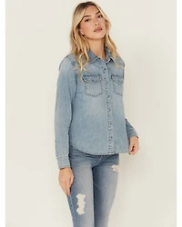 Idyllwind Women's Medium Wash Long Sleeve Snap Denim Shirt
