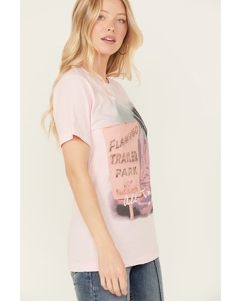 Gina Tees Women's Flamingo Trailer Short Sleeve Graphic Tee