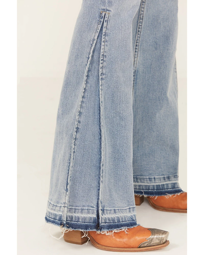 Shyanne Women's Saguaro Mid Rise Stretch Bootcut Jeans