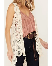 En Creme Floral Crochet High-Low Vest