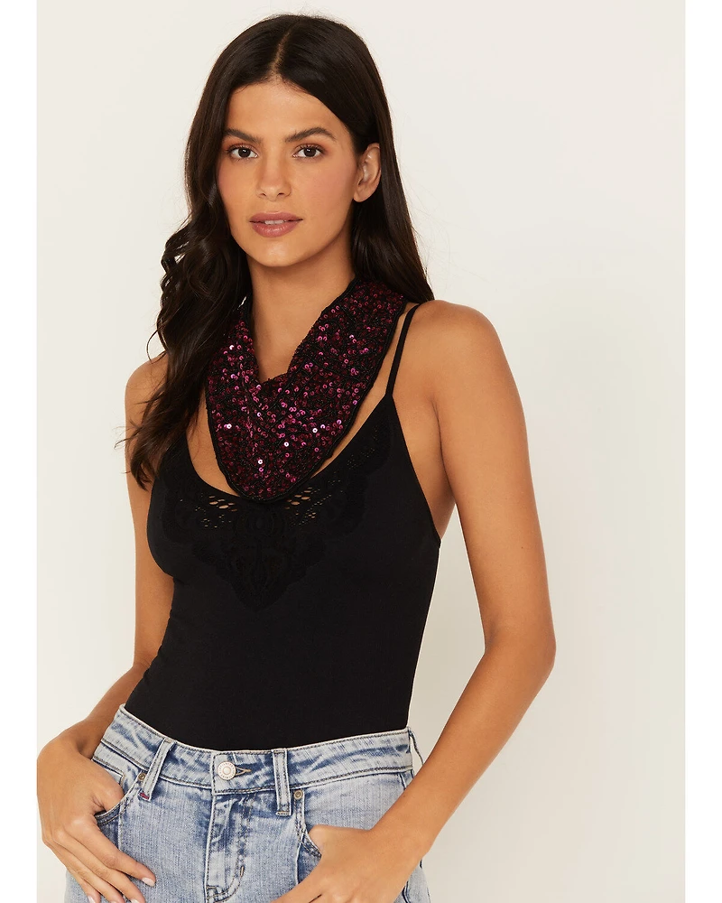 Idyllwind Women's Monroe Fuchsia Sequin Bandana Necklace