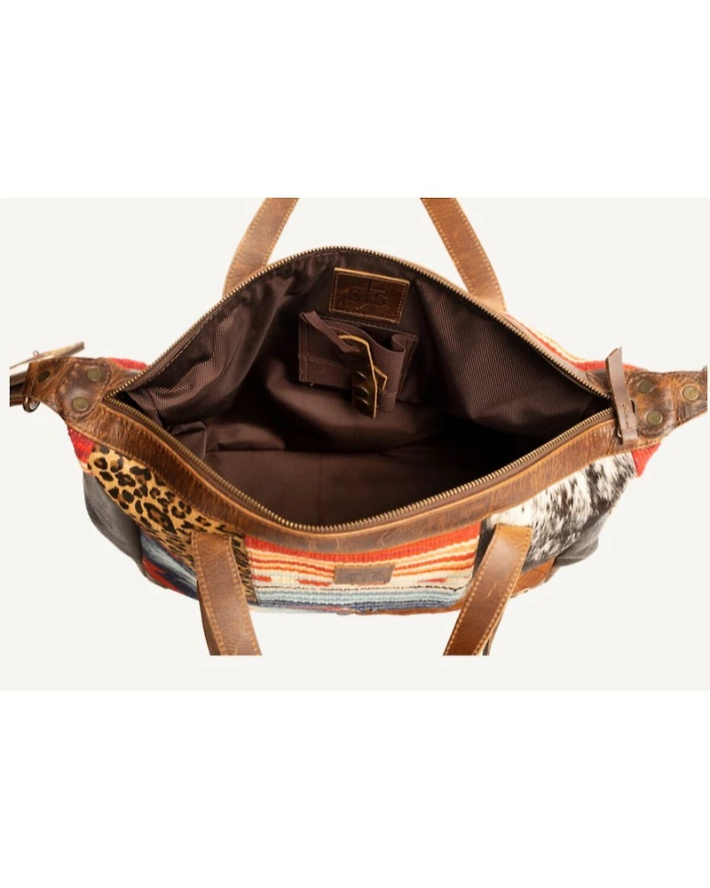 STS Ranchwear By Carroll Women's Chaynee Mountain Amelia Handbag