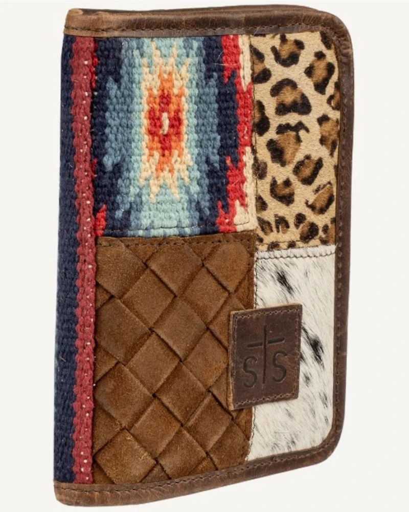 STS Ranchwear By Carroll Women's Chaynee Mountain Magnetic Wallet