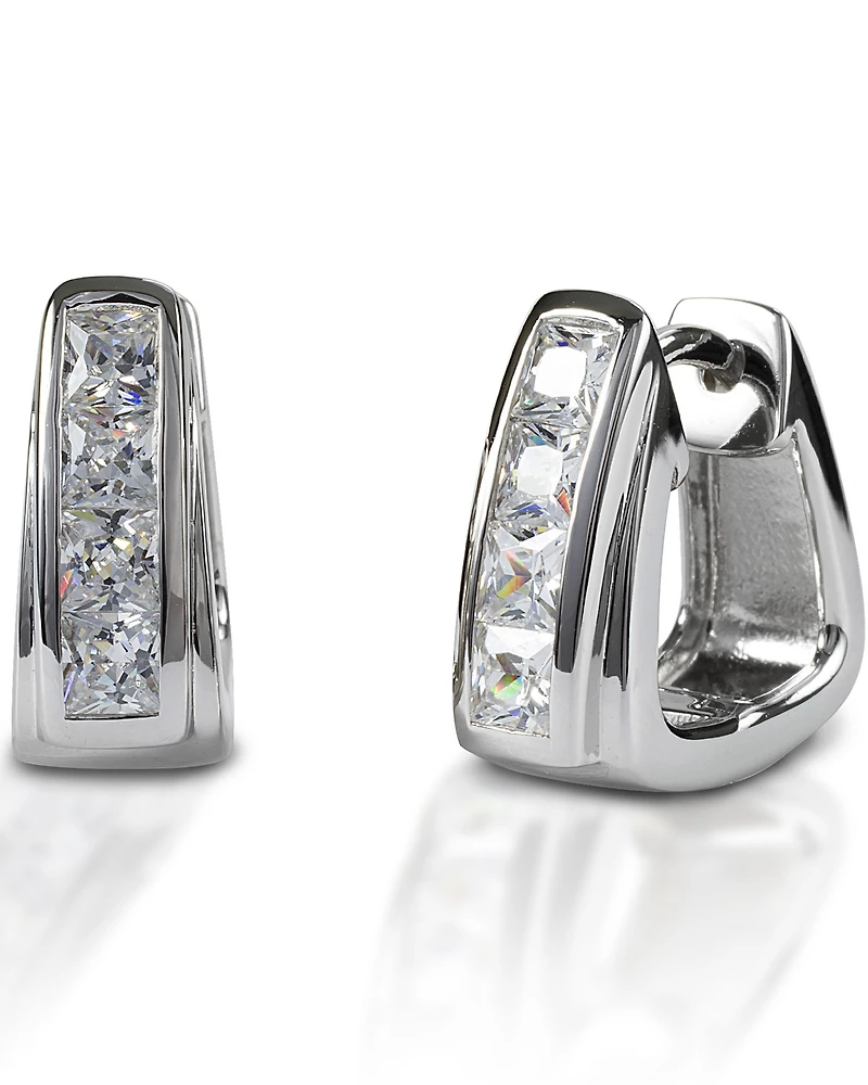 Kelly Herd Women's Contemporary Stirrup Hoop Earrings