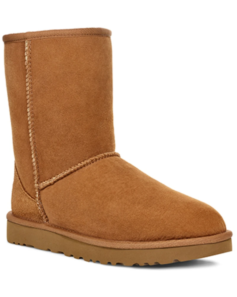 UGG® Women's Classic II Short Boot