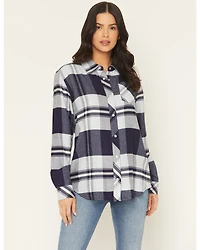 Idyllwind Women's Shadowood Plaid Print Long Sleeve Snap Flannel Shirt
