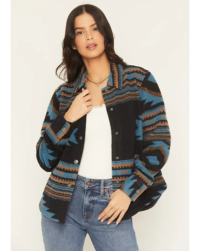 Shyanne Women's Southwestern Print Snap Shacket
