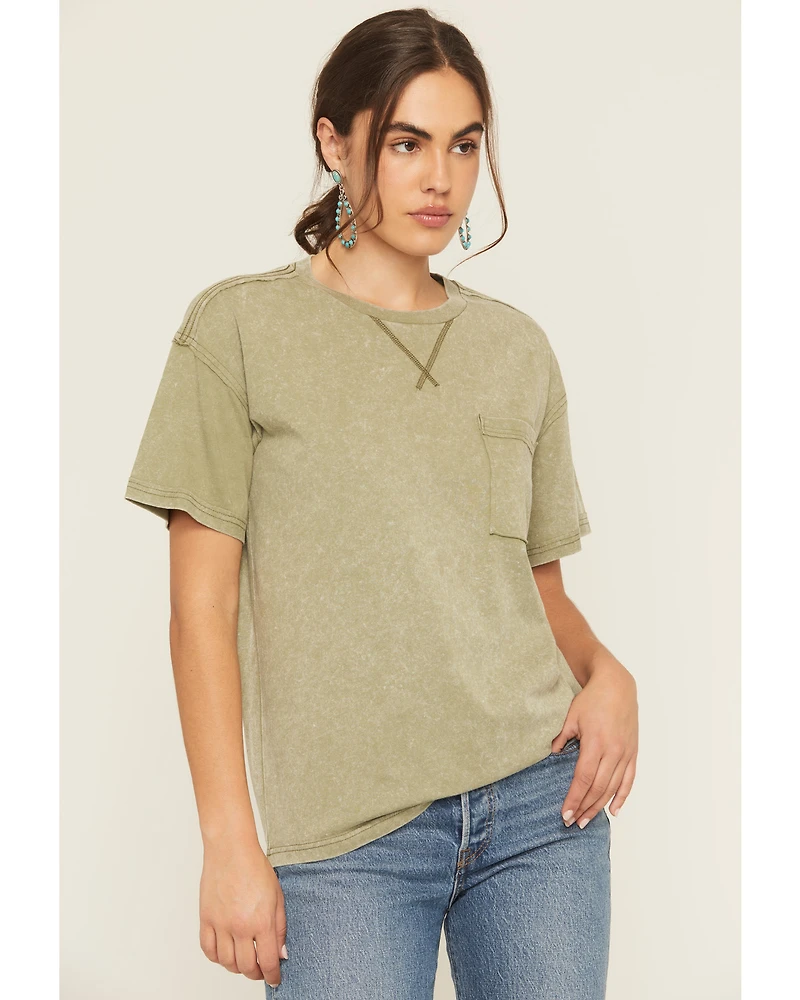 Cleo & Wolf Women's Boyfriend Short Sleeve Pocket Tee