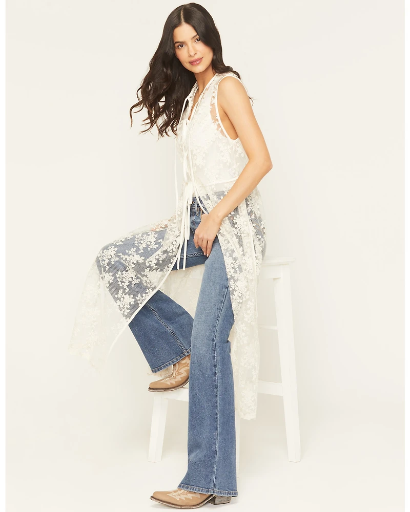 Listicle Women's Sleeveless Floral Lace Tie Front Kimono