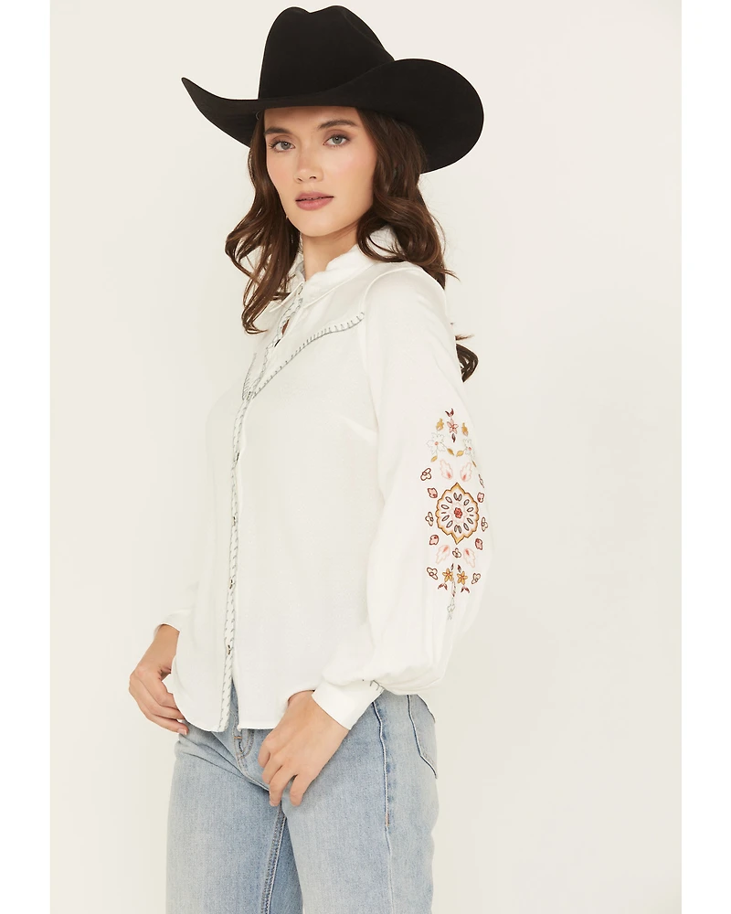 Shyanne Women's Embroidered Long Sleeve Snap Western Shirt