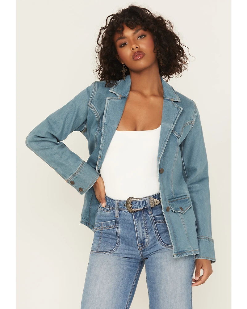 Wrangler Retro Women's Light Wash Button-Down Denim Blazer