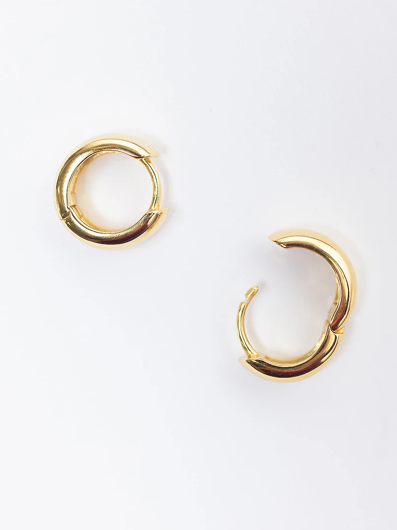 aurelia chunky hoop earrings gold