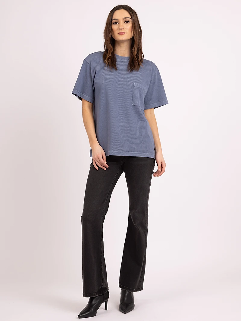 kade crewneck tshirt