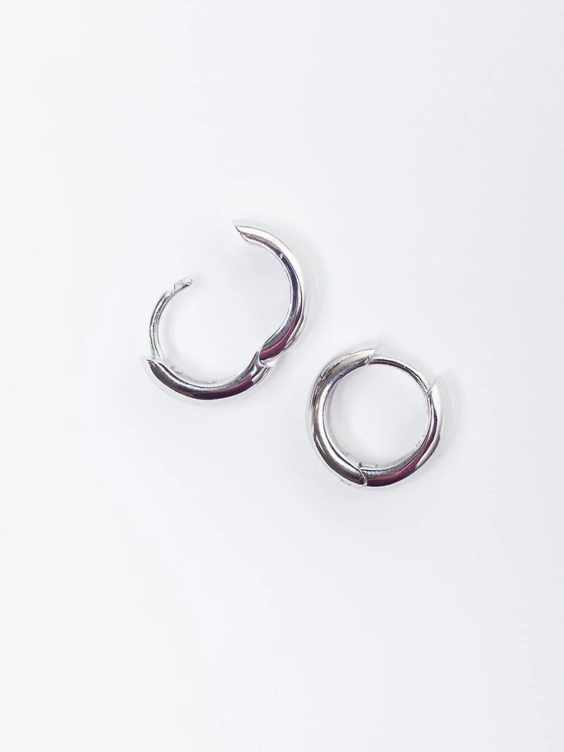 aurelia chunky hoop earrings silver