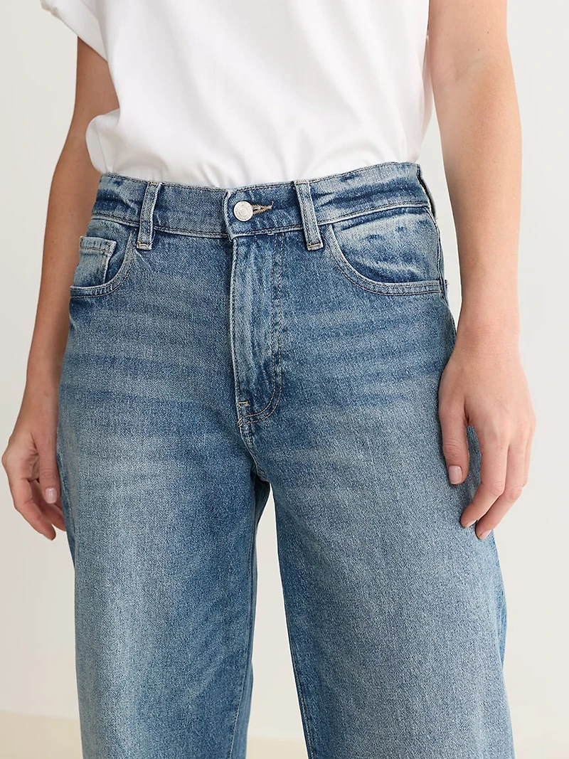 BNA soft curve barrel jeans sadie
