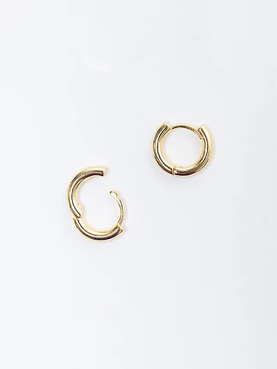 mini huggie earrings gold