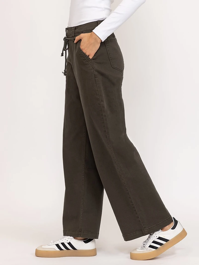 low slung baggy wide leg jean