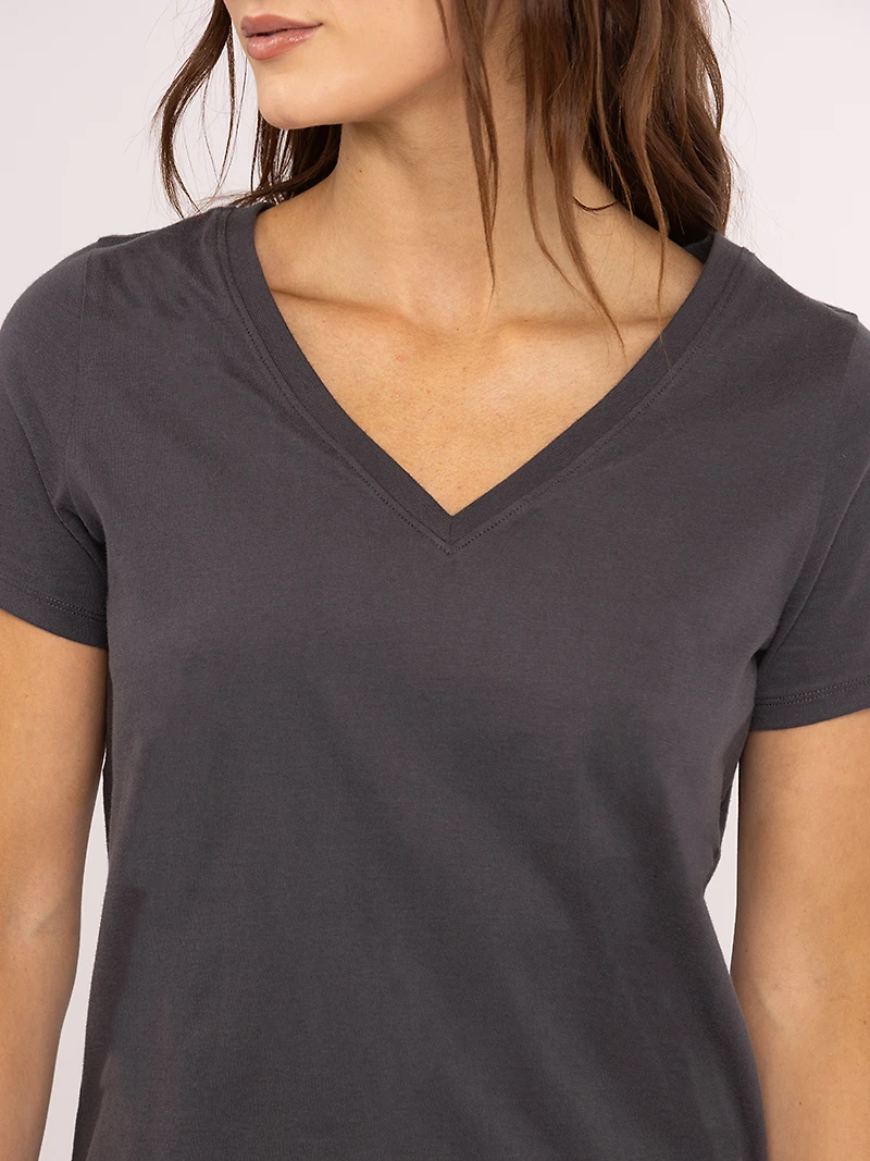 vickie v neck t-shirt