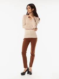 Long-sleeve semi-fitted pullover sweater