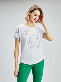 Short-sleeve semi-fitted t-shirt