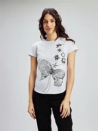 Short-sleeve semi-fitted t-shirt