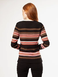 Long-sleeve semi-fitted pullover sweater