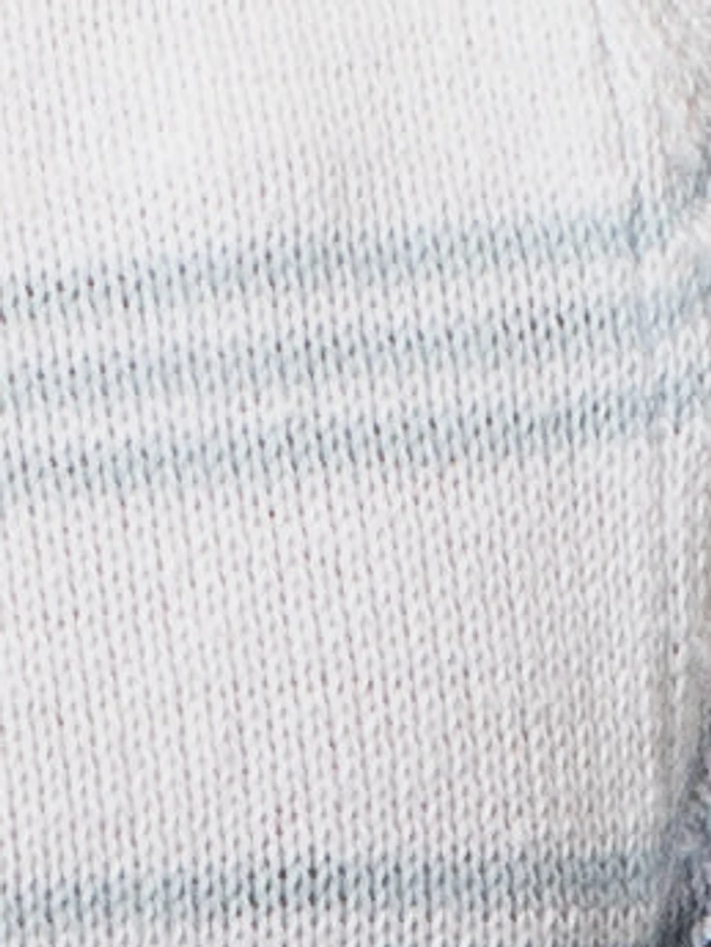 Long-sleeve semi-fitted pullover sweater