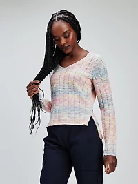 Long-sleeve ftted knit pullover sweater