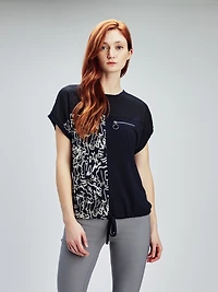 Short-sleeve semi-fitted t-shirt