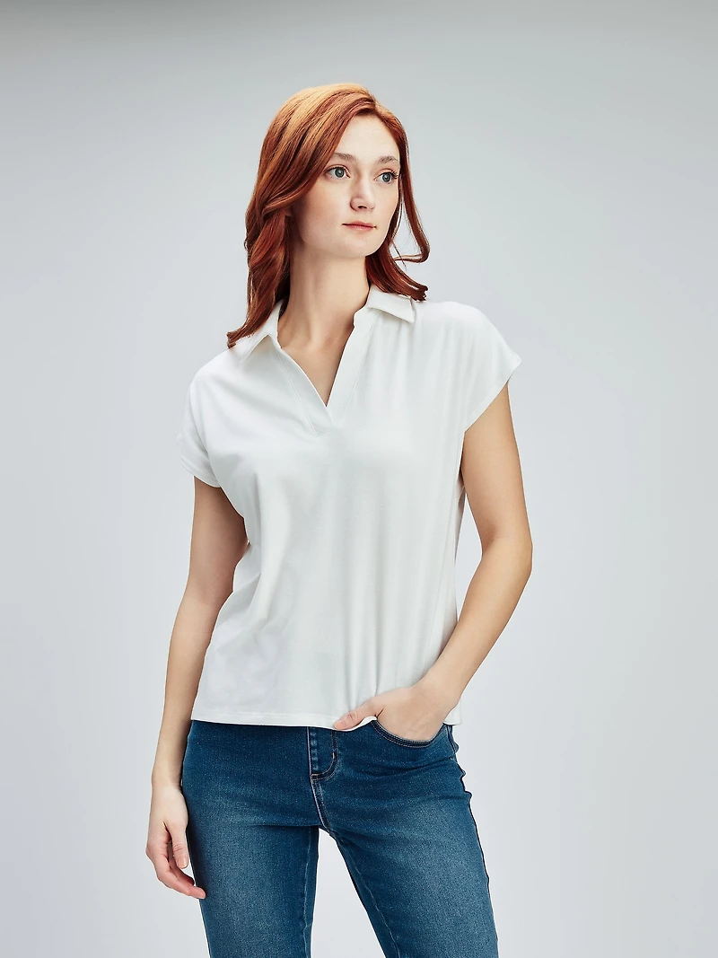 Short-sleeve semi-fitted t-shirt