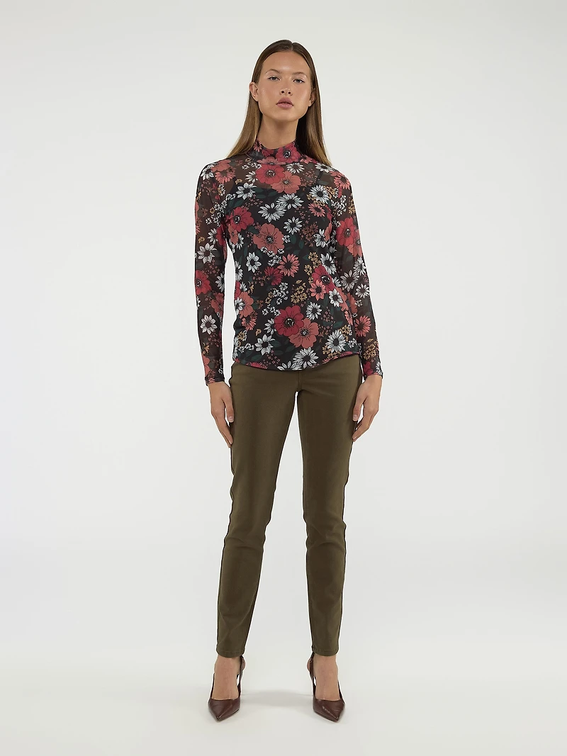 Long-sleeves fitted t-shirt