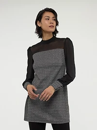 Long-sleevesemi-fitted knit tunic