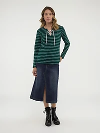 Long-sleeve semi-fitted t-shirt
