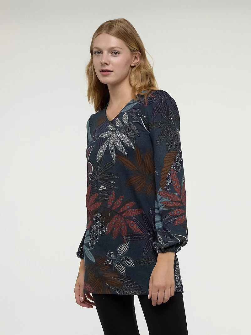 Long-sleevesemi-fitted knit tunic