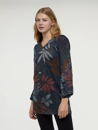 Long-sleevesemi-fitted knit tunic