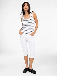Skinny fitted pull-on capri