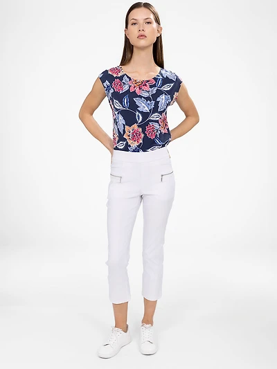 Straight fitted pull-on capri