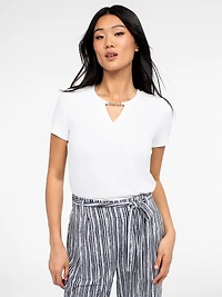 Short-sleeve fitted t-shirt